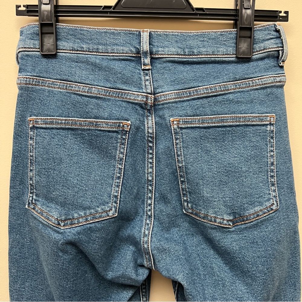 COS High Rise Cropped Ankle Jeans - Picture 7 of 9